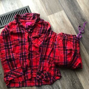 Victoria's Secret Red and Black Women’s Plaid Pajama Set Size Small